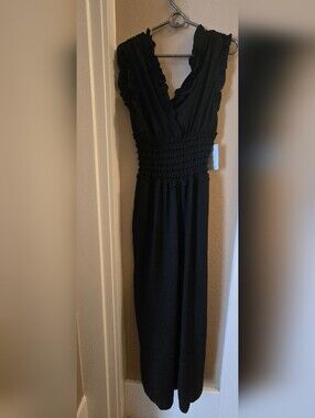 NWT. Max Studio Black Ruffled V-Neck Smocked Maxi Dress
